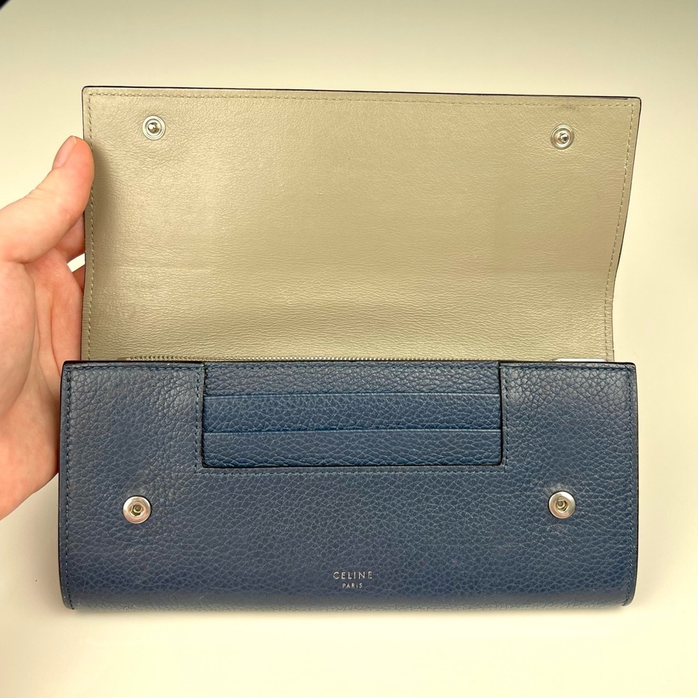 CÉLINE Calfskin Large Multifunction Flap Wallet - Picture 8 of 8